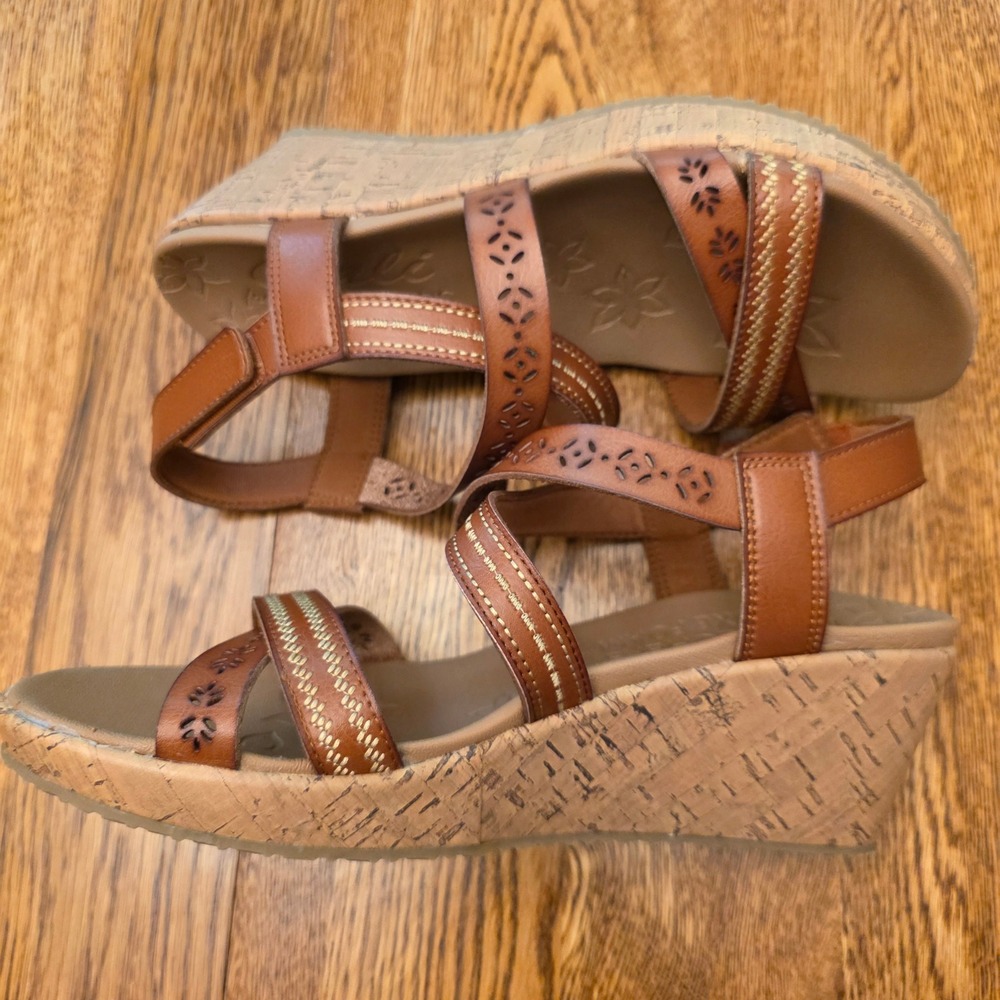 Skechers Cali Beverly Brown Strappy Wedge Sandals Luxe Foam Floral Womens 9 - Picture 4 of 7